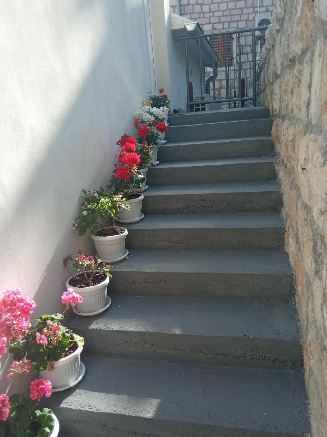 Apartment Rosic Perast Exterior foto