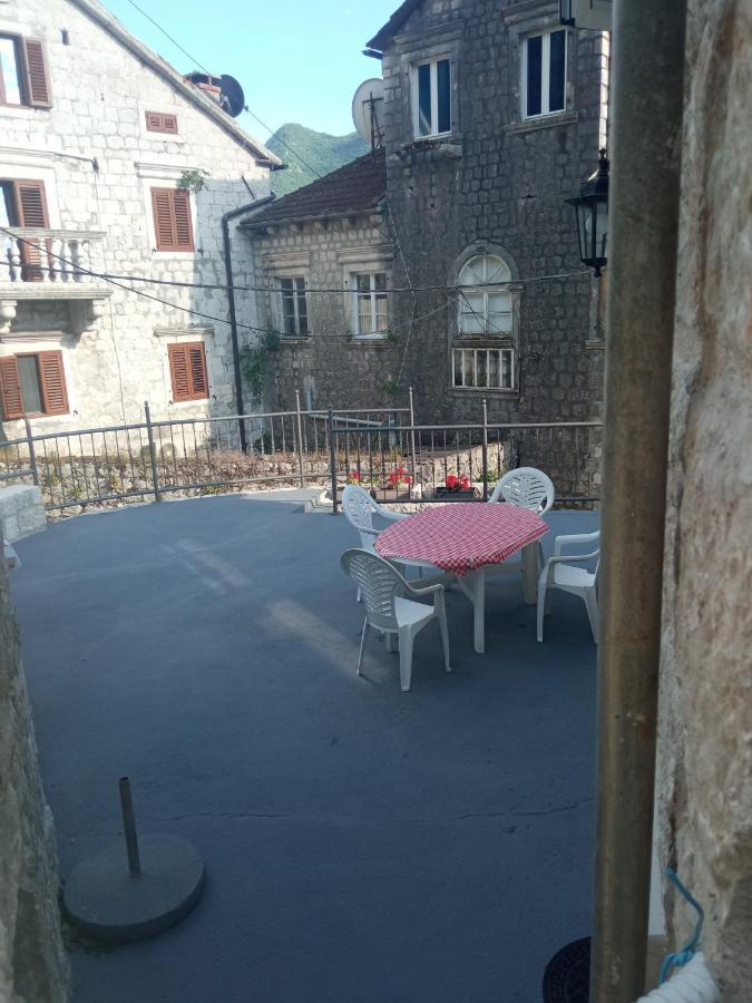 Apartment Rosic Perast Exterior foto
