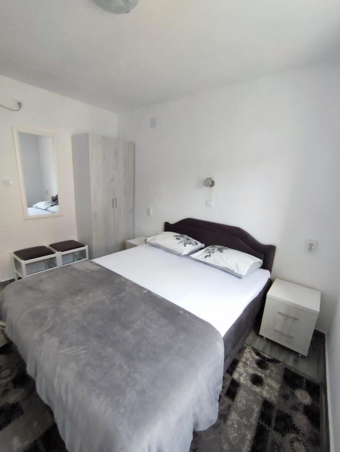 Apartment Rosic Perast Exterior foto